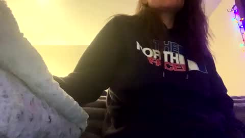 Snapshot of calishop1 chatting on 12.30.24 calishop1 online show from 12.30.24