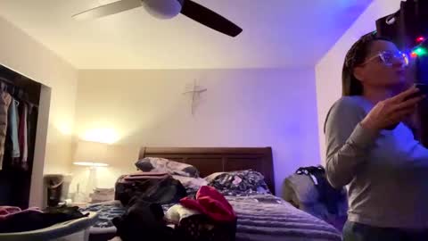 Snapshot of calishop1 chatting on 02.12.25 calishop1 online show from 02.12.25