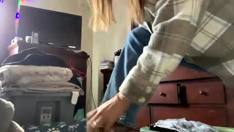 Snapshot of calishop1 chatting on 02.12.25 calishop1 online show from 02.12.25