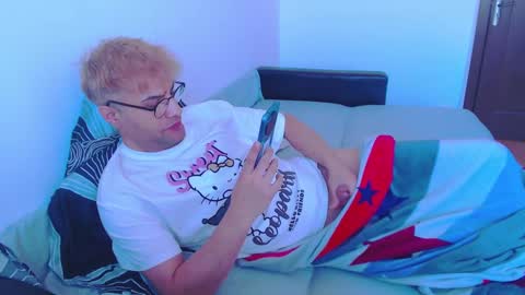 Snapshot of calvinjohnlad chatting on 01.16.25 Calvinjohnlad online show from 01.16.25