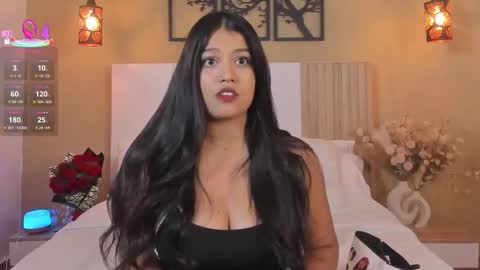 Snapshot of camila_bustamante_ chatting on 10.15.25 camila_bustamante_ online show from 10.15.25