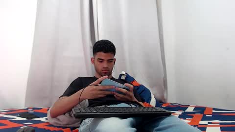 Snapshot of camillo_beischel_ chatting on 09.15.25 camillo_beischel_ online show from 09.15.25