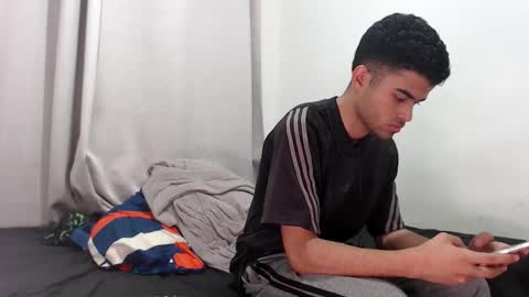 Snapshot of camillo_beischel_ chatting on 09.25.25 camillo_beischel_ online show from 09.25.25