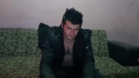 Snapshot of camshow22cm chatting on 02.25.25 FREMAN online show from 02.25.25