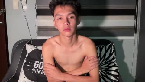 Snapshot of camwithethan chatting on 10.13.25 Ethan online show from 10.13.25