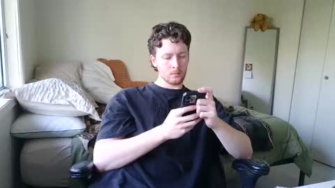 Snapshot of canadianstud18 chatting on 02.07.25 Devon online show from 02.07.25