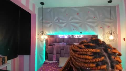Ania online show from 12.28.24
