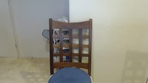 Snapshot of capt5105 chatting on 02.04.25 capt5105 online show from 02.04.25