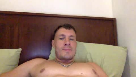 Snapshot of capt_oliver chatting on 12.11.24 follow my twitter  online show from 12.11.24