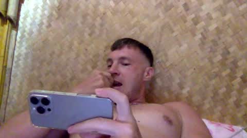 Snapshot of capt_oliver chatting on 01.25.25 follow my twitter  online show from 01.25.25