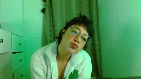 Amy online show from 10.11.25