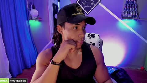 Snapshot of carl_smithh chatting on 12.05.24 Carl online show from 12.05.24