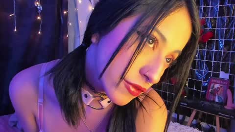 Snapshot of carla_smith__ chatting on 12.13.24 Carla online show from 12.13.24