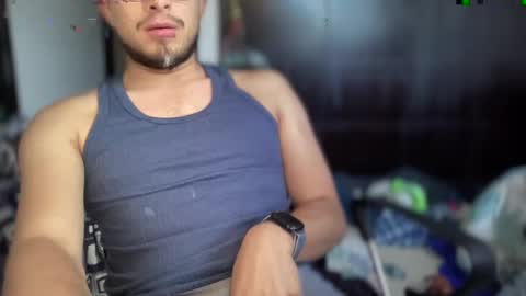 Snapshot of carlcarlinches4 chatting on 01.13.25 carlcarlinches4 online show from 01.13.25