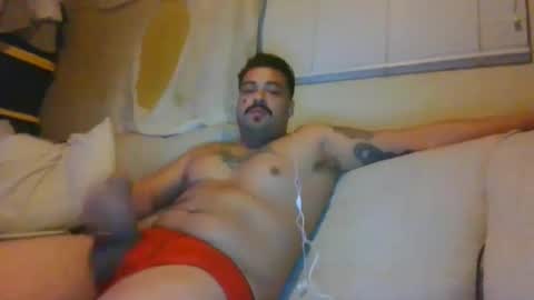 Snapshot of carlosramosmodern chatting on 01.08.25 carlosramosmodern online show from 01.08.25
