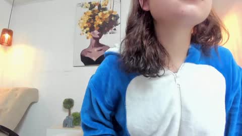 Snapshot of carol_pinter chatting on 01.21.25 Carol online show from 01.21.25