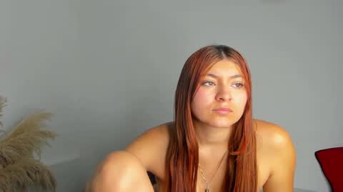 Snapshot of carolay759687 chatting on 01.19.25 carolay759687 online show from 01.19.25