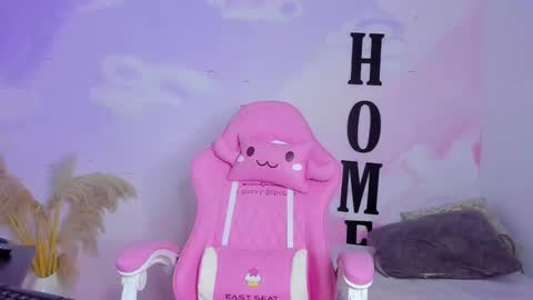 Snapshot of carolay759687 chatting on 02.04.25 carolay759687 online show from 02.04.25