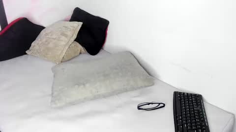 Snapshot of carolay759687 chatting on 02.10.25 carolay759687 online show from 02.10.25