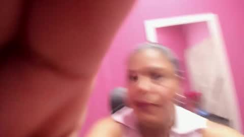 carolina suarez online show from 10.04.25