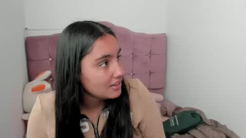 caroline_rodriguez_9 online show from 10.16.25