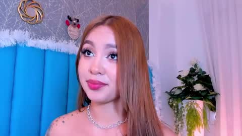 CarolineeGarcia online show from 12.21.24