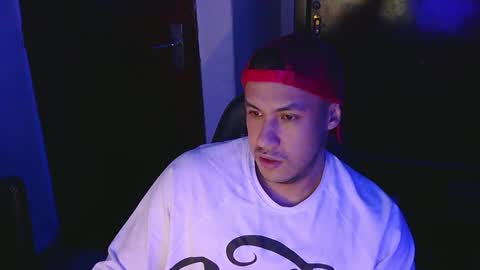 Snapshot of casas_oom chatting on 12.05.24 online show from 12.05.24