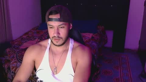 Snapshot of casas_oom chatting on 09.28.25 online show from 09.28.25