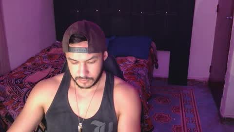 Snapshot of casas_oom chatting on 10.11.25 online show from 10.11.25