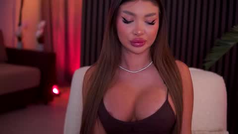 Snapshot of cassyelips chatting on 09.28.25 Cassye online show from 09.28.25