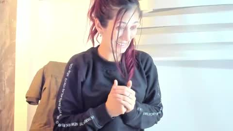 Snapshot of catt_evans1 chatting on 01.13.25 CATT EVANS online show from 01.13.25