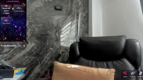 Snapshot of catt_evans1 chatting on 09.20.25 CATT EVANS online show from 09.20.25