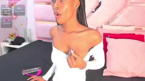 Snapshot of cattaleyyaxxx chatting on 10.03.25 cattaleyyaxxx online show from 10.03.25