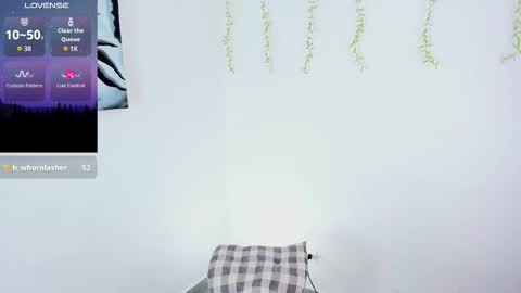 Snapshot of cattnamy chatting on 09.23.25 CattNamy online show from 09.23.25