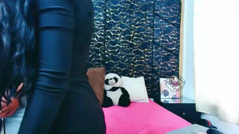 Snapshot of cattyandnicky chatting on 10.24.25 CattyANDnicky online show from 10.24.25