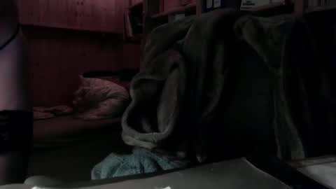 Snapshot of cd_99 chatting on 12.18.24 cd_99 online show from 12.18.24