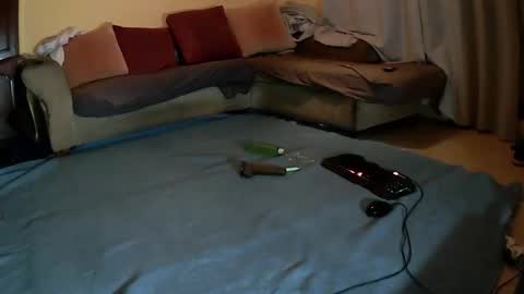 Snapshot of cdyuki chatting on 09.25.25 Jose online show from 09.25.25