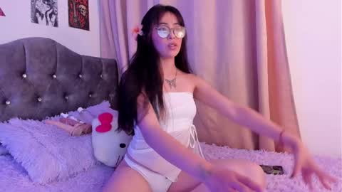 Snapshot of celestinepurple chatting on 09.11.25 Celestineeeeee online show from 09.11.25