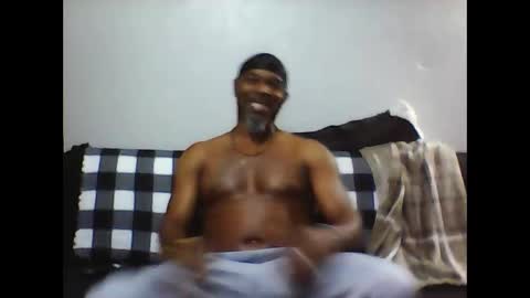 Snapshot of cflayv chatting on 12.30.24 cflayv online show from 12.30.24