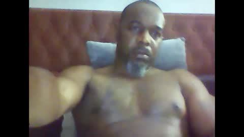 Snapshot of cflayv chatting on 02.01.25 cflayv online show from 02.01.25