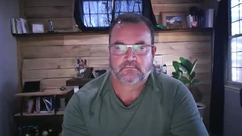 Snapshot of chadmichaell chatting on 11.10.25 chadmichaell online show from 11.10.25