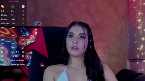 Snapshot of charlotte_greys chatting on 02.09.25 Charlotte  online show from 02.09.25