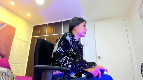 Snapshot of charlotte_icee chatting on 02.01.25 Charlotte Icee online show from 02.01.25