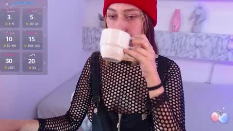 Snapshot of charlottelam2 chatting on 01.14.25 ALE online show from 01.14.25