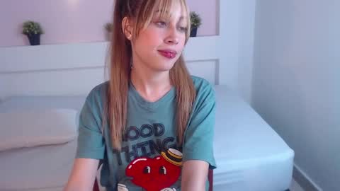 Snapshot of charlottelam2 chatting on 02.16.25 ALE online show from 02.16.25