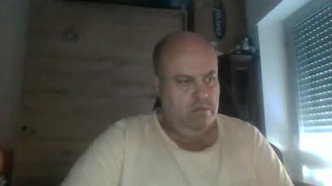 Snapshot of charlypalgar chatting on 11.03.25 charly online show from 11.03.25