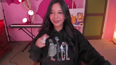 Snapshot of charming_snake_ chatting on 10.11.25 Victoria online show from 10.11.25