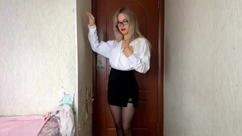 Milissa online show from 09.21.25