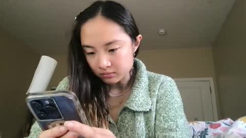 Snapshot of chellybear101 chatting on 02.11.25 chellybear101 online show from 02.11.25