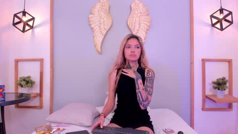 Snapshot of chelseadalea chatting on 12.22.24 Chelsea  online show from 12.22.24